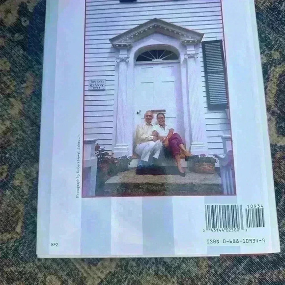 Creating a beautiful home cute chic book  home decor by Alexandria Stoddard - Picture 2 of 9